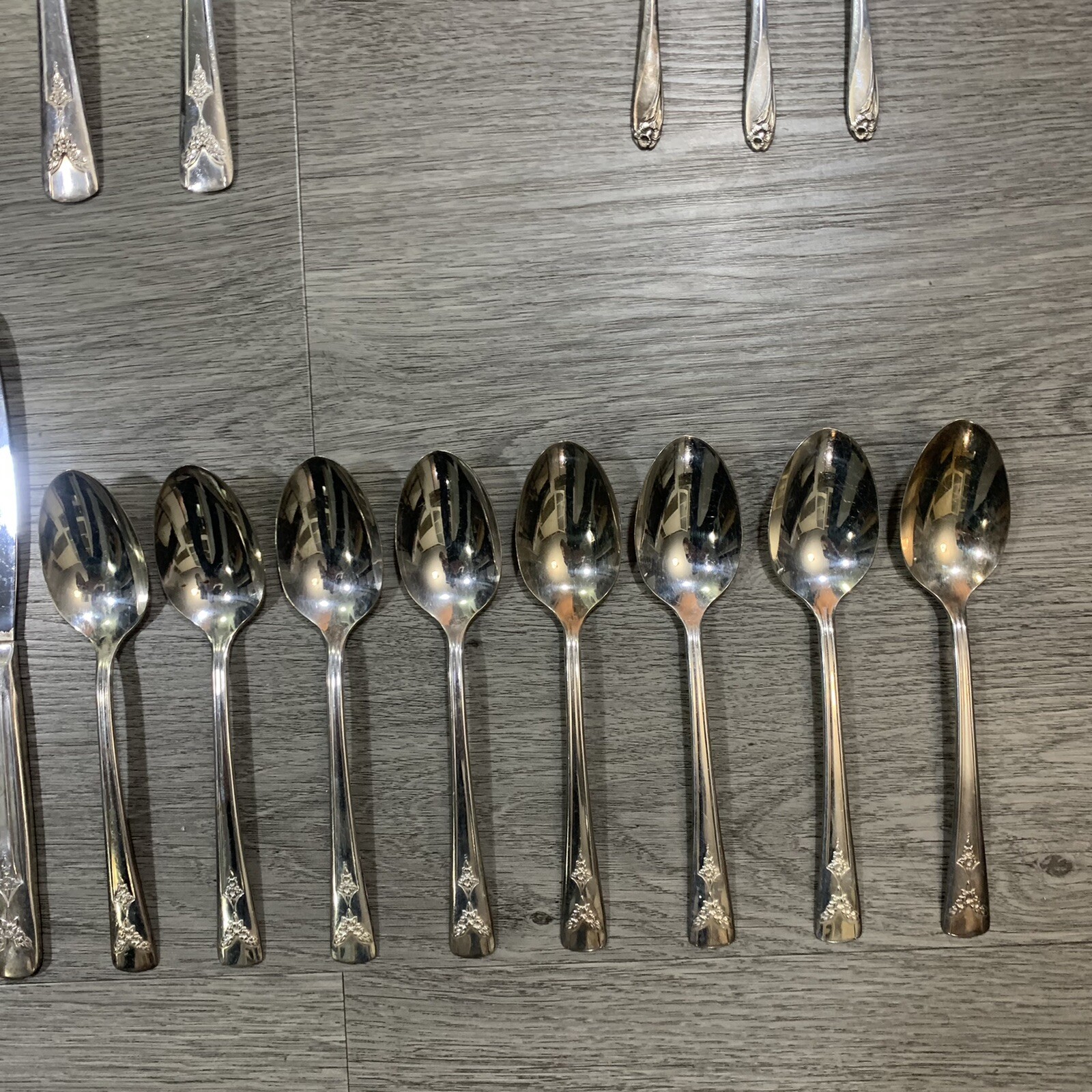 Vintage MINUET Silver Plate Flatware Set 42 Pieces (7 settings +)