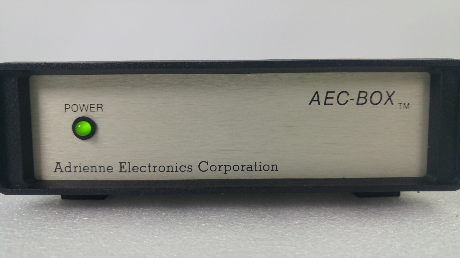 ADRIENNE ELECTRONICS AEC-BOX-1 PLAY SPEED LTC READER WITH RS232/RS422 OUTPUT