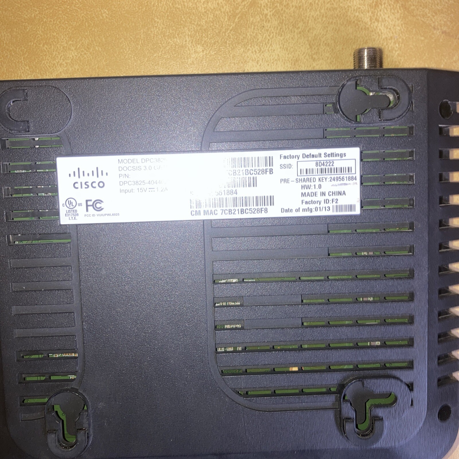 CISCO model DPC3825 residential Gateway wireless WI-FI router W/power supplier