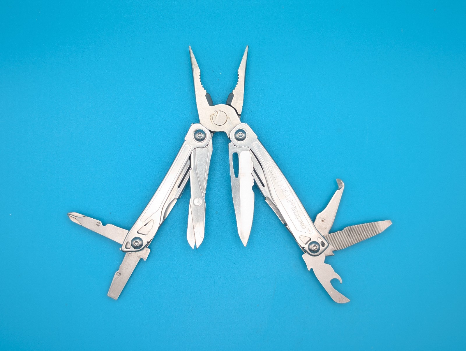 LEATHERMAN WINGMAN MULTI-TOOL! FAST SHIPPING!