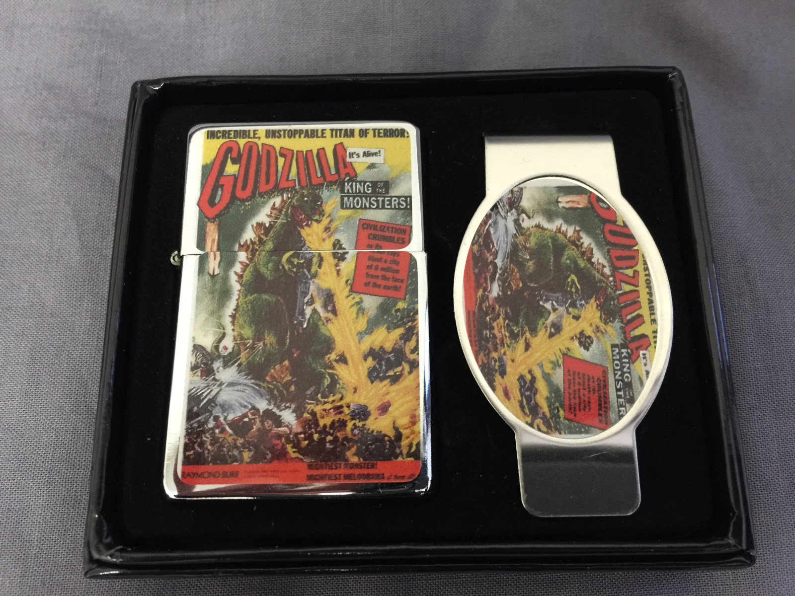 Godzilla D255 Oil Lighter and Money Clip Gift Set