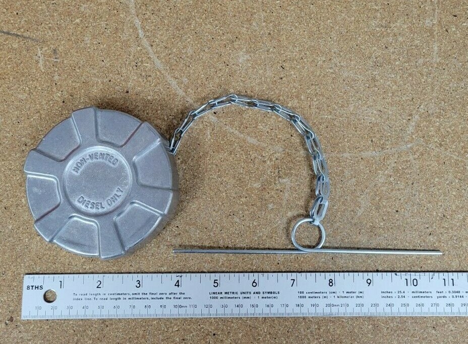 Non-Locking Fuel Cap, non-vented PAI # EFC-8359 Ref.# International 3559312C1