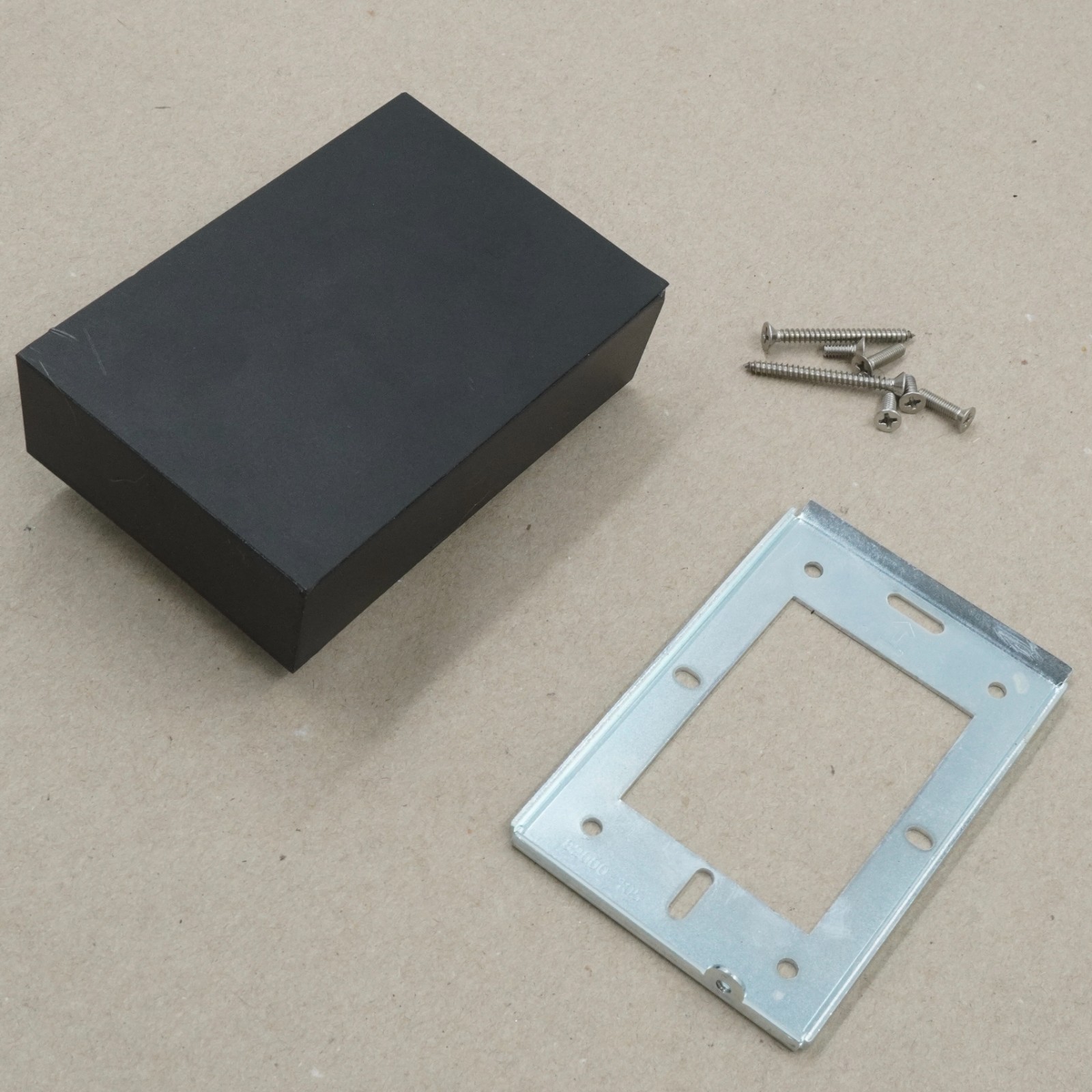 HID 82000BKE EdgePlus E400 Access Control Controller