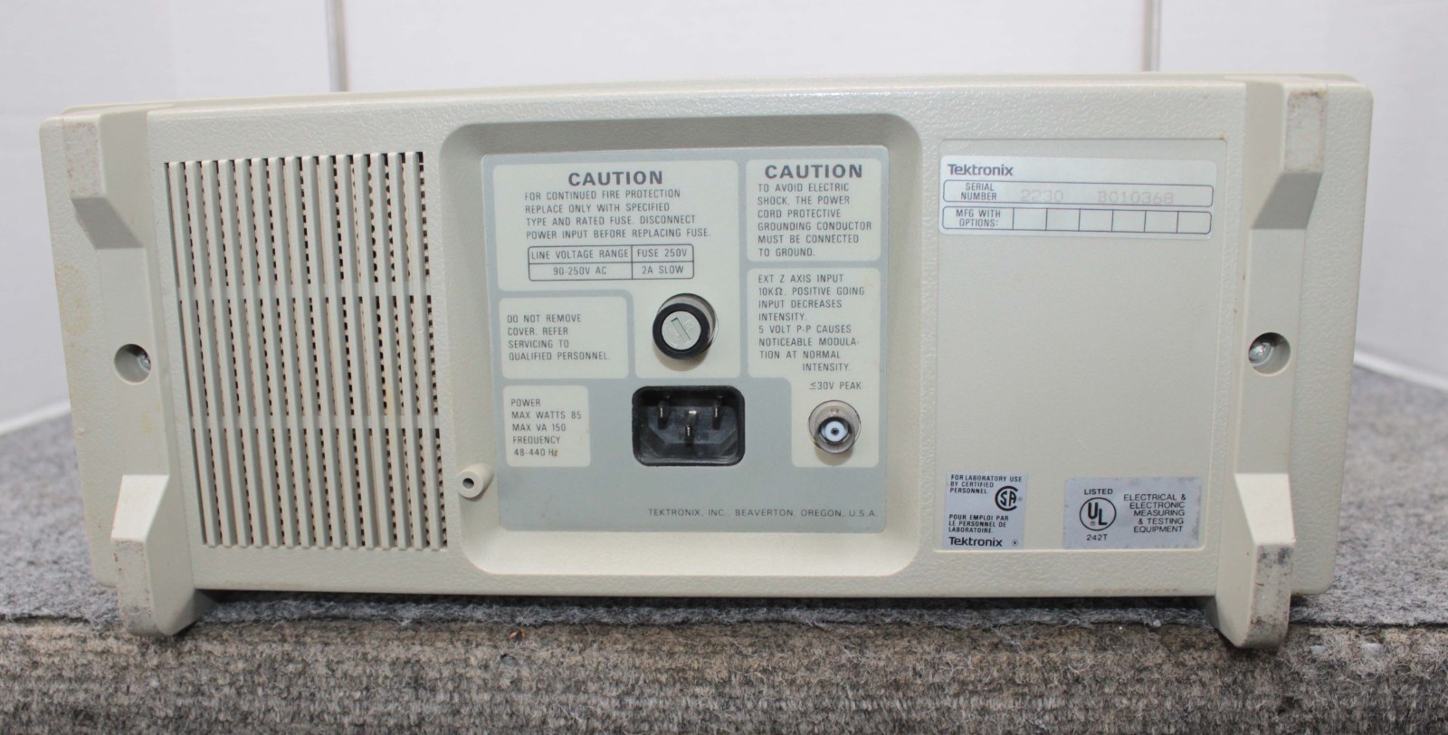 TEKTRONIX 2230 100 MHZ DIGITAL STORAGE OSCILLOSCOPE