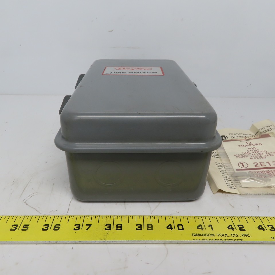 Dayton 2A206 Program Timer Switch Relay W/14 Day Skipper Mechanism 240V 25A 2HP