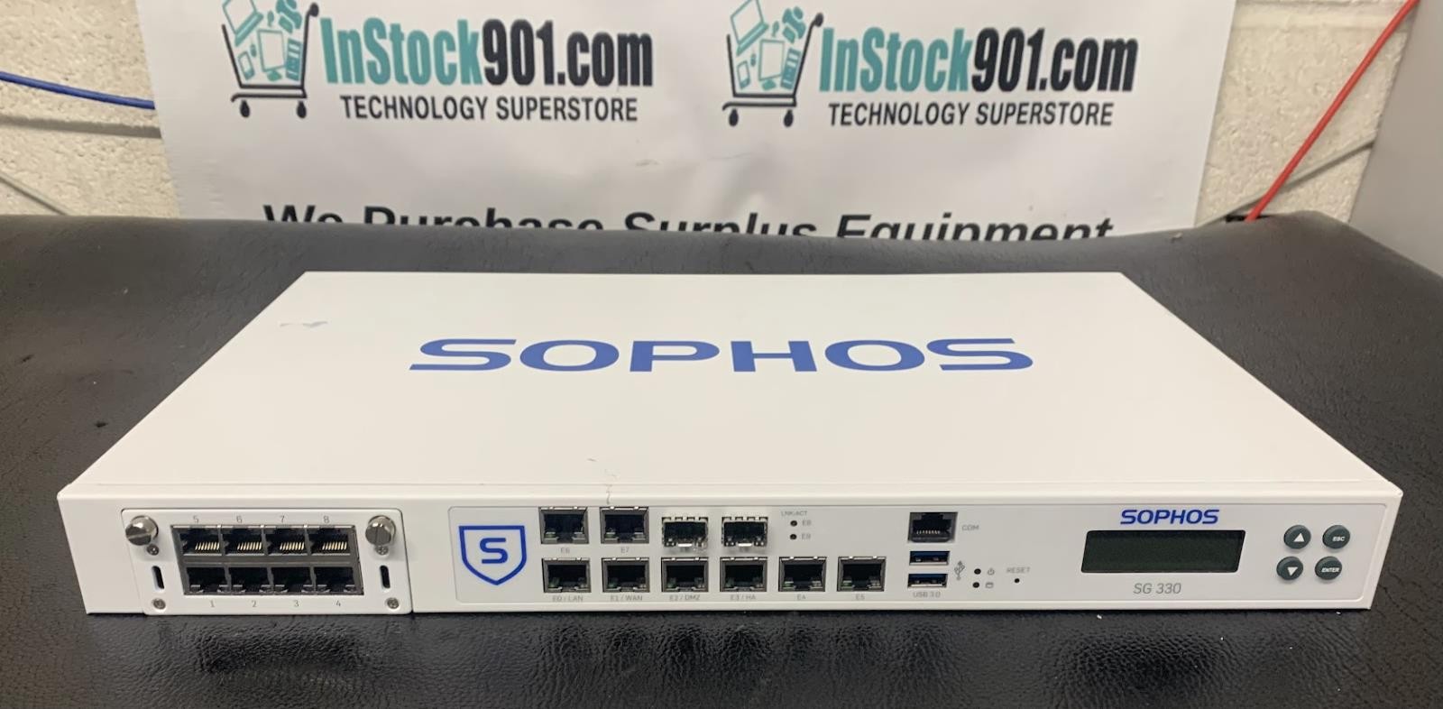 Sophos SG 330 Rev. 1 Firewall Appliance 2-port SFP 8-port Gigabit NO Rack Ears