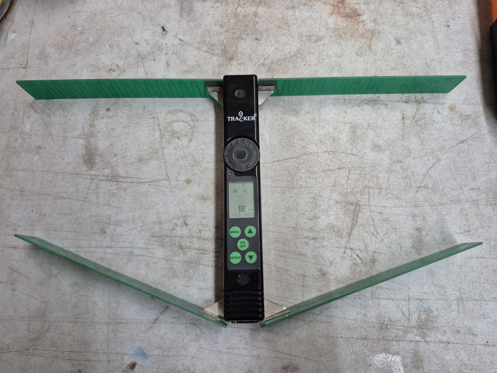 Tracker Maxima Directional Radio Receiver Hound Hunting Dog Falconry VHF