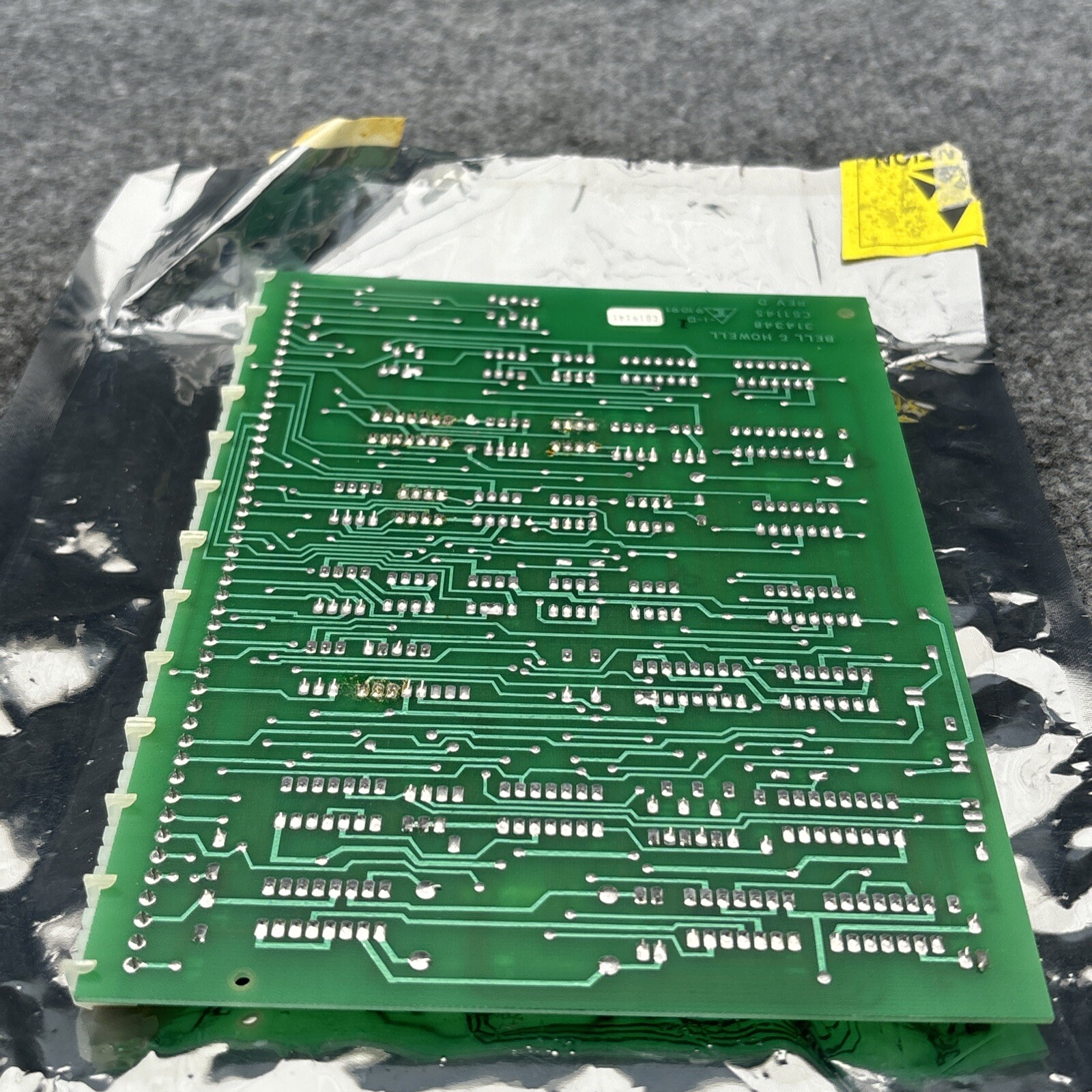 Bell & Howell 037281 Cue Interface Board BHP 037281 Used