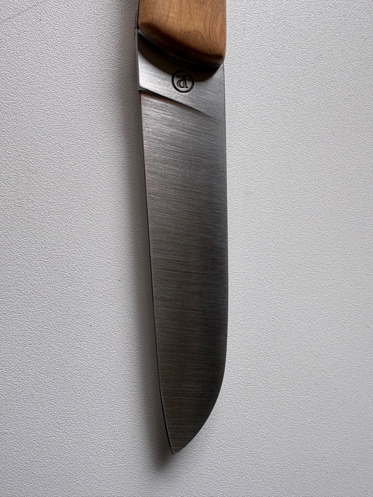 atelier perceval pocket knife. L08 Juniper wood handle. unused
