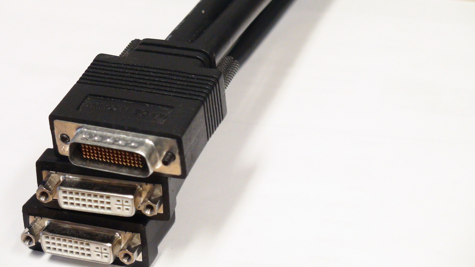 Karl Storz DVI-Y Cable, Male To Two Females For Aida HD Connect