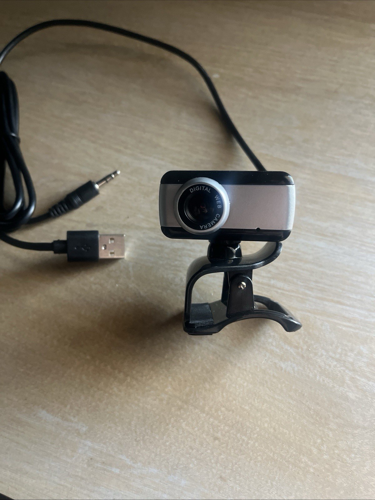 Vivitar VWC103BLK Digital Noise Cancelling Web Camera