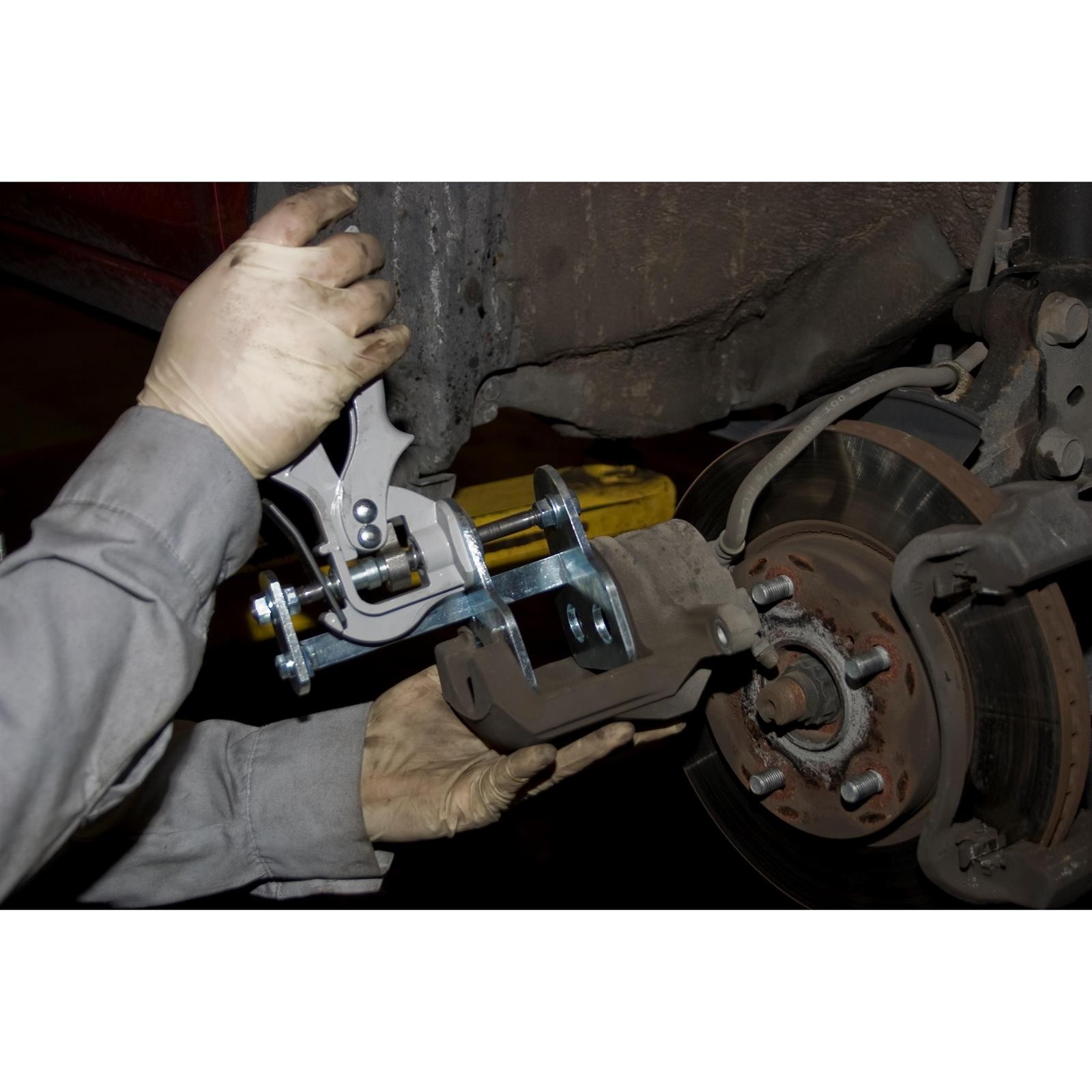 Lisle Corporation 29100 Quick Quad Pad Spreader Tool