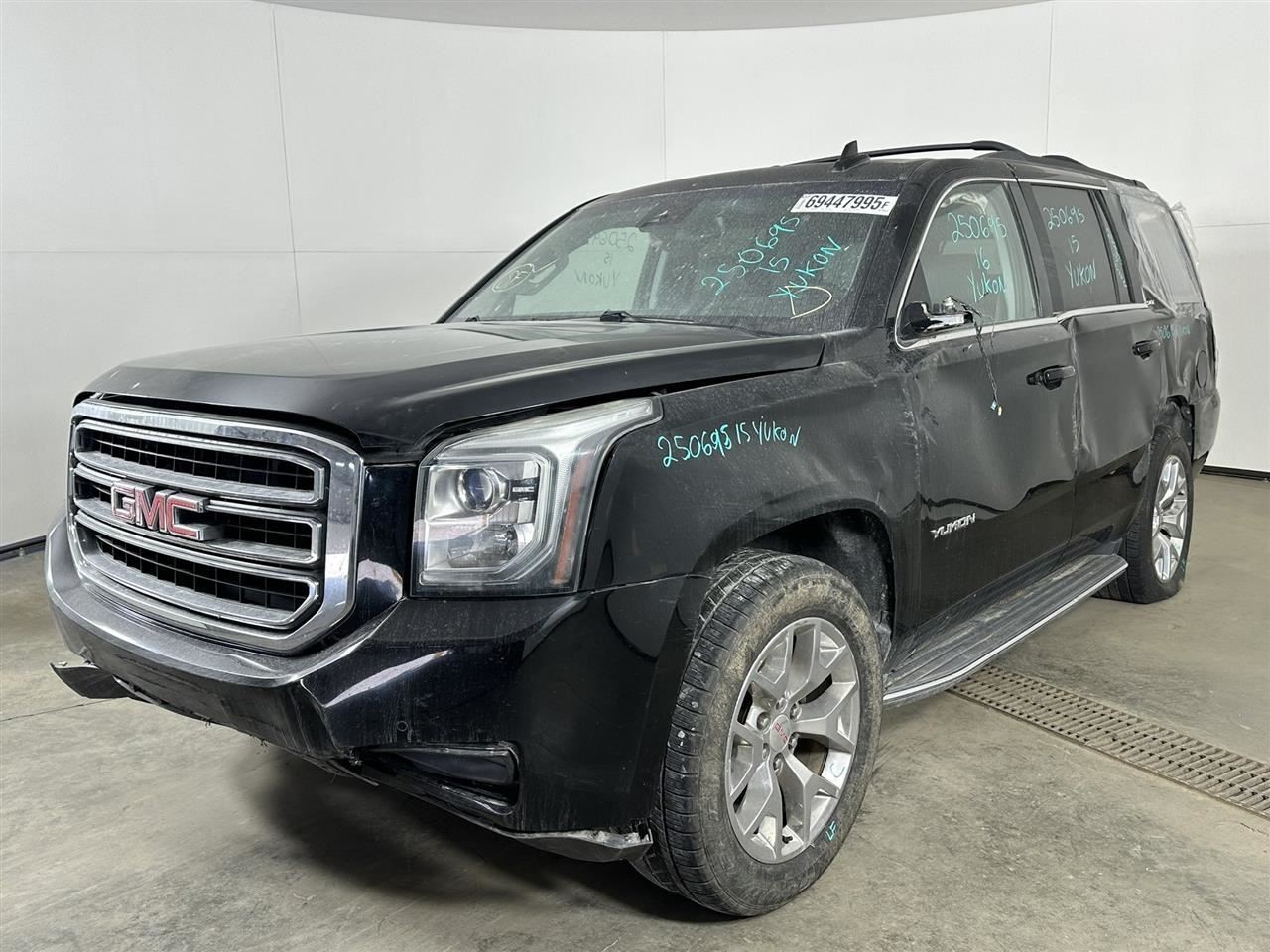 Passenger Right Front Spindle/Knuckle Fits 15-20 ESCALADE 2794768