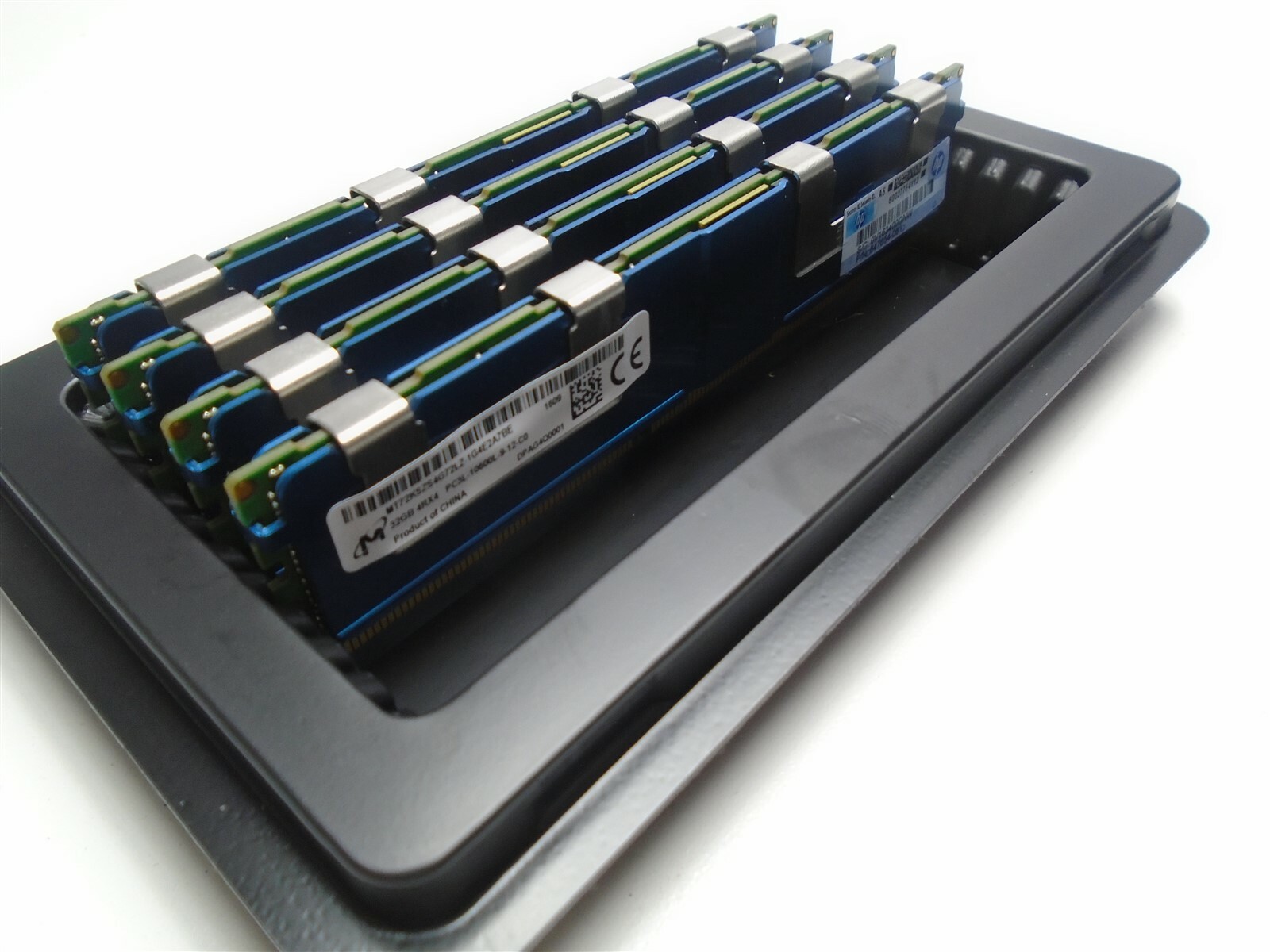 Lot of 4 HP Genuine 647654-081 32GB PC3L-10600 (DDR3-1333) LRDIMM Free Shipping!