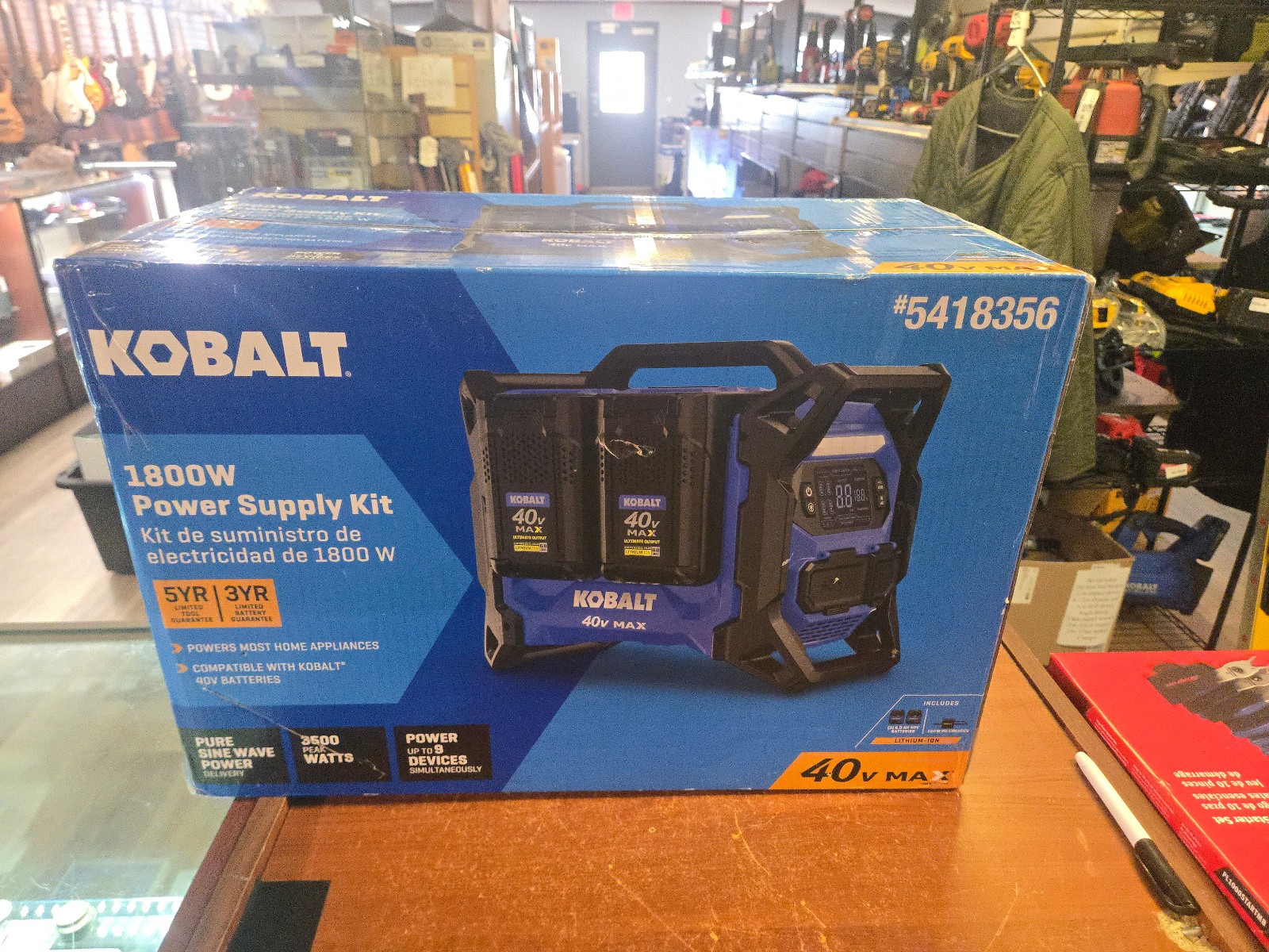 Kobalt 1800W Portable Power Station Power Supply Kit #5418356 NEW With 2 Battery