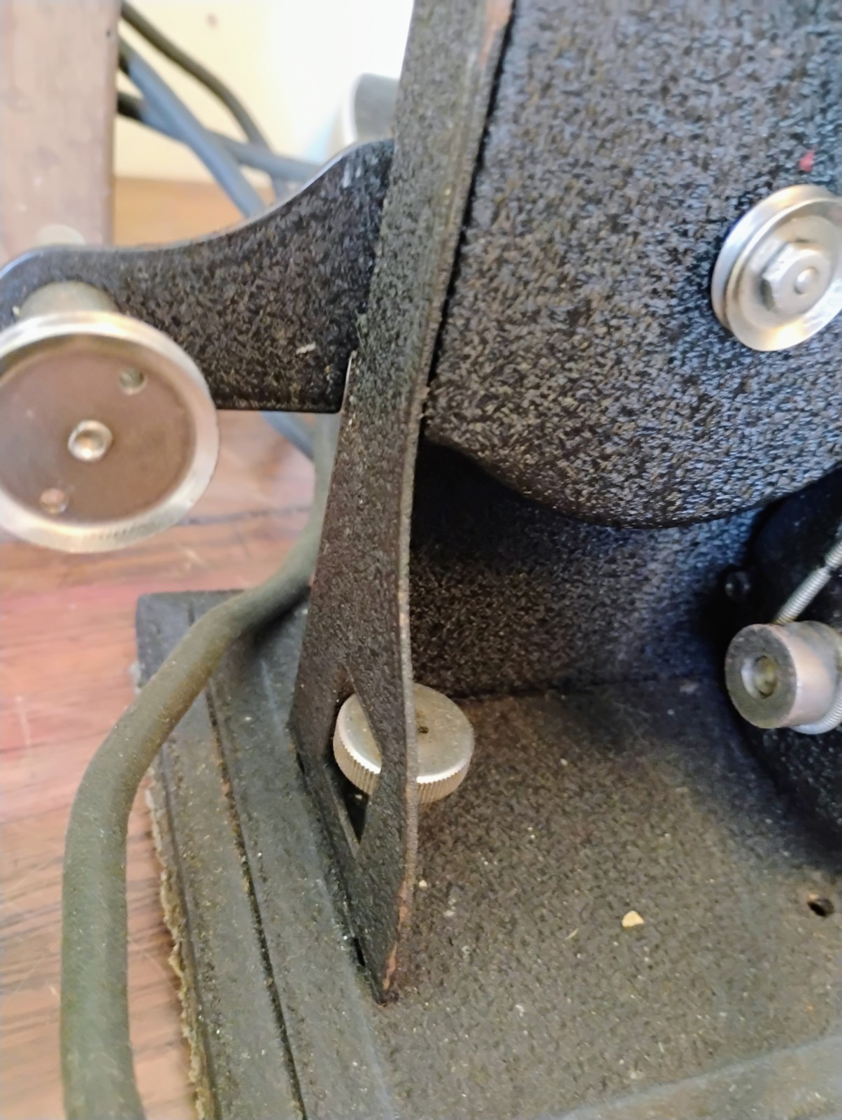 Kodascope Eight Model 40 8mm Silent Film Projector Testes Working