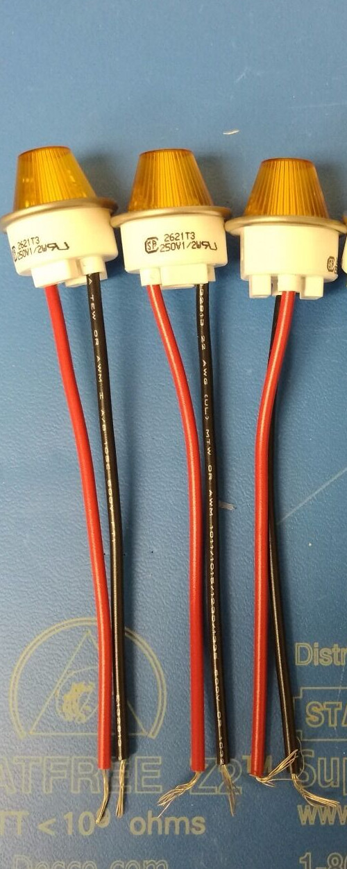 Lot of 3 pcs 2621T3 Panel Mount Indicator Lamps AMBER DIFFUSED 7/8" MOUNTING