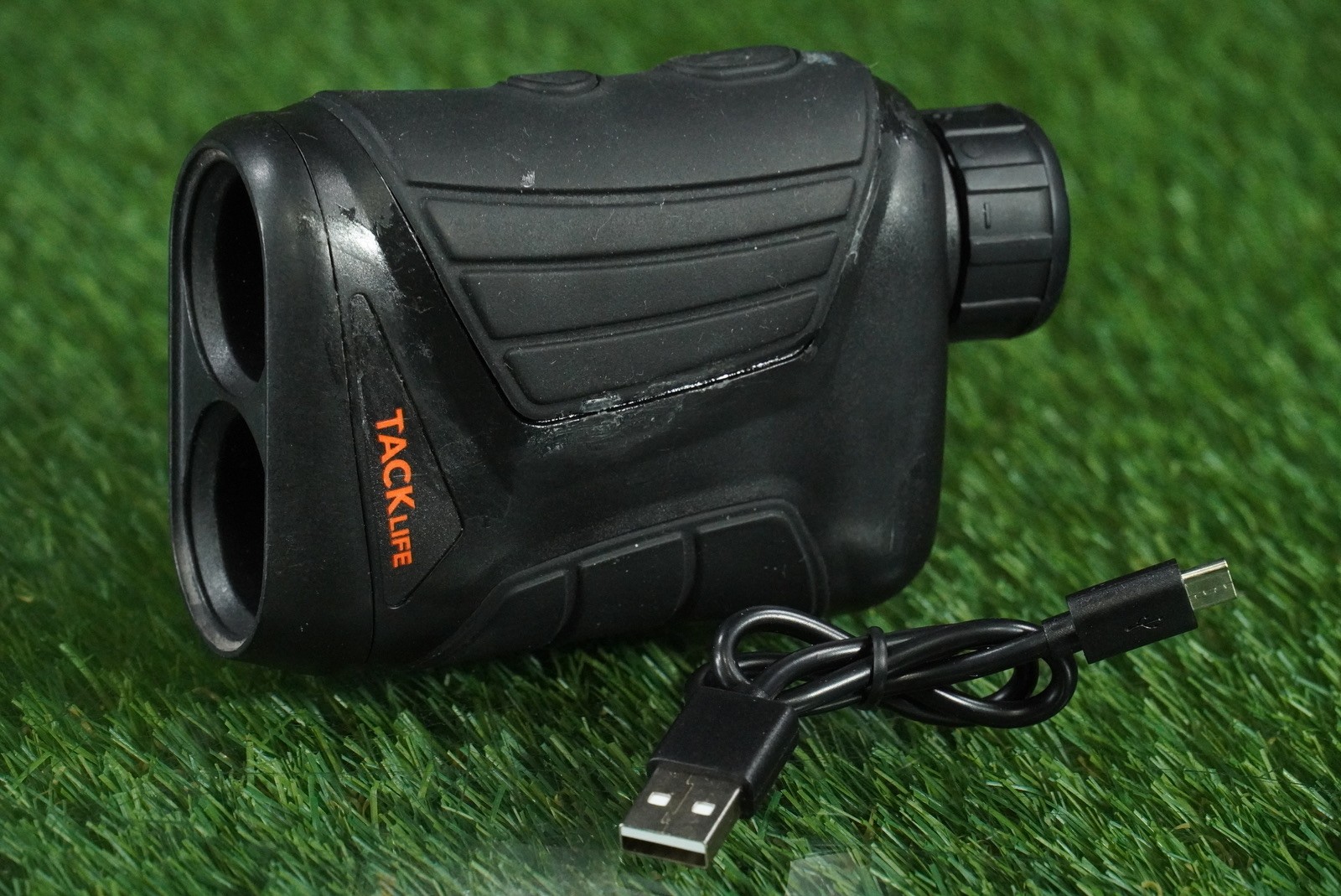 TACKLIFE MLR01 RANGEFINDER RECHARGABLE GOLF YARDAGE WITH USB CHARGE CORD ~ READ!