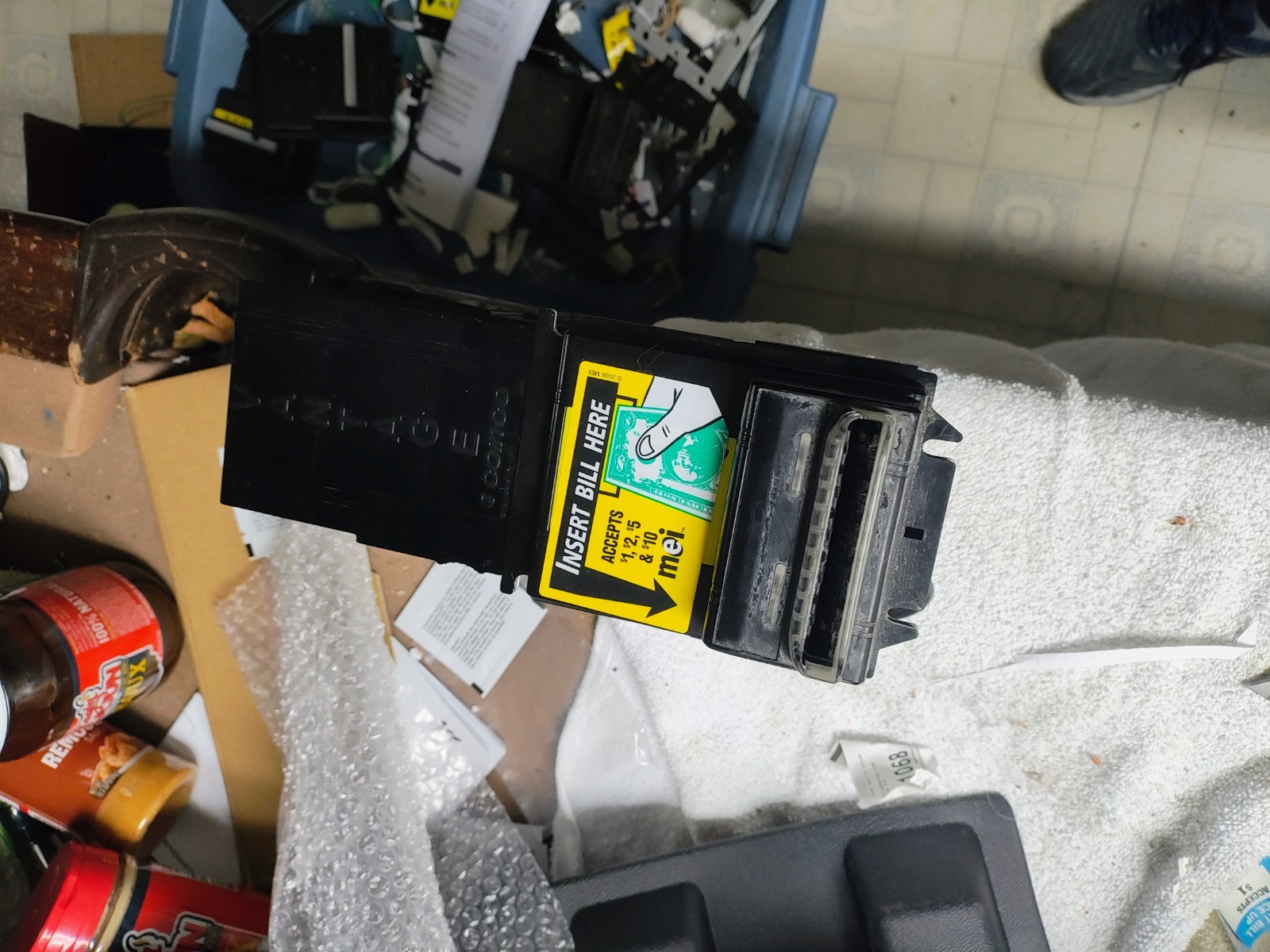 1 Vl 1612-3e Coinco Bill Acceptor 1/5/10 23