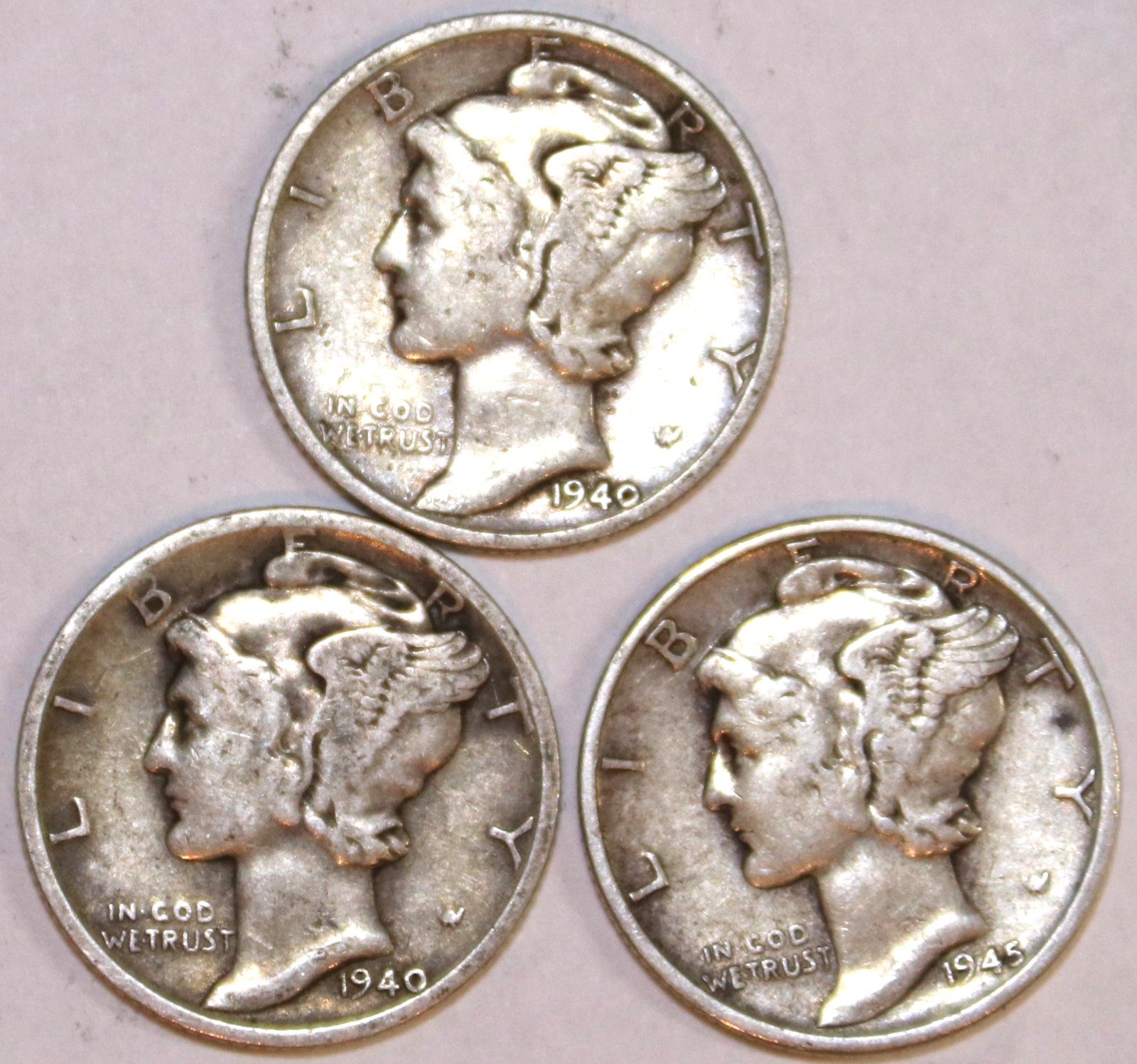 (3) Mercury Dimes - 1940D(VF) 1940S(VF) 1945(VF) - #2692AT