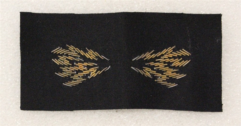 USN Navy Sleeve Insignia 1047: W.O., Radio Electrician - pair