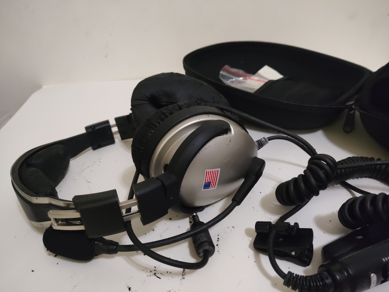 Lightspeed Zulu Bluetooth ANR Aviation Headset Good Condition**READ