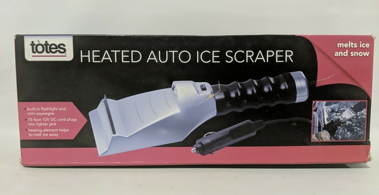 Totes Heated Auto Ice Scraper Flashlight 15' 12 Volt DC Cord