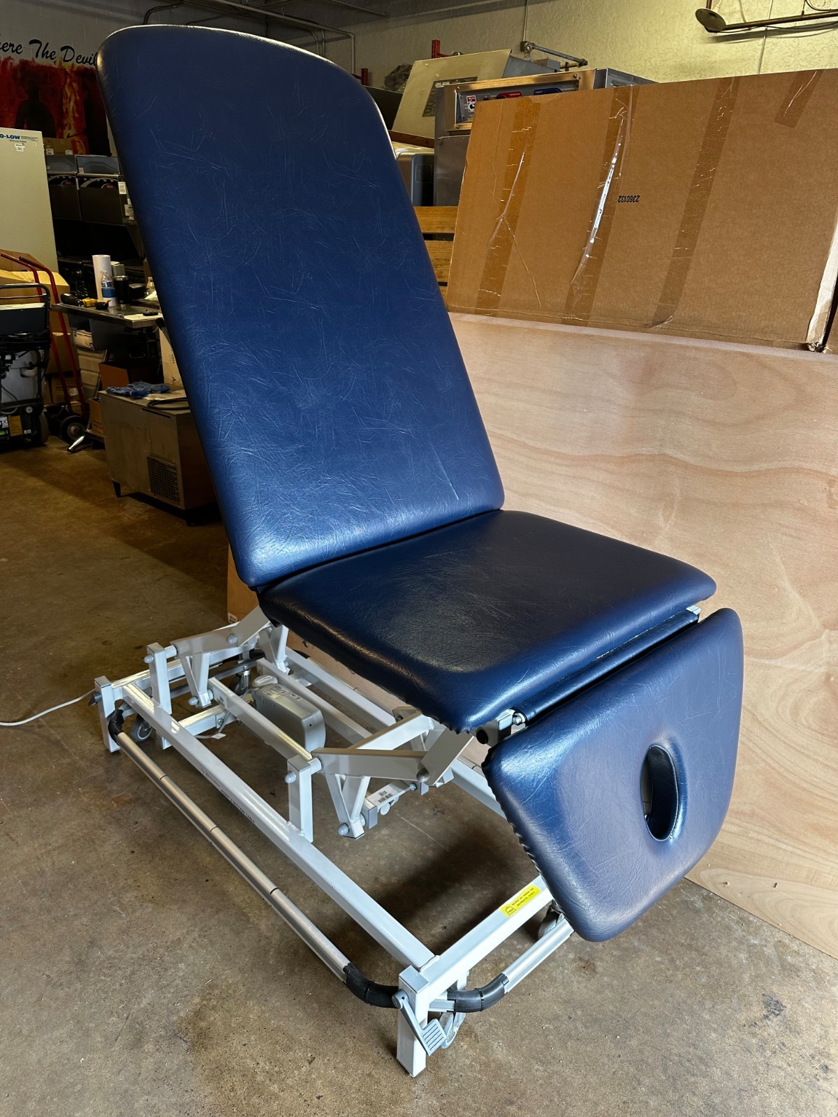 Seers Medical ST3569‑115T‑EPFS Electric Exam / Treatment Table – 120V – Tested