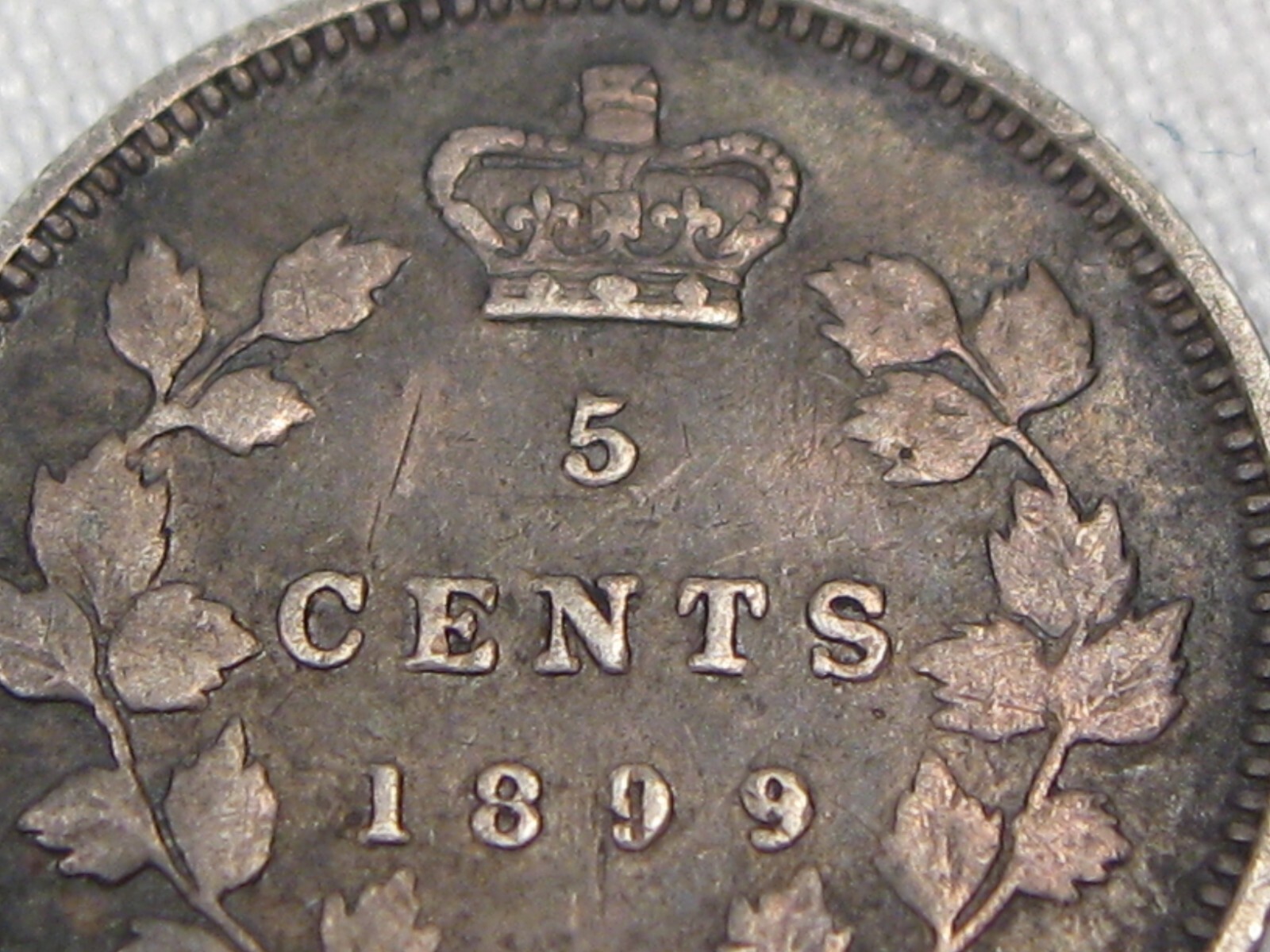 1899 Silver 5¢ Five Cent CANADA. #10