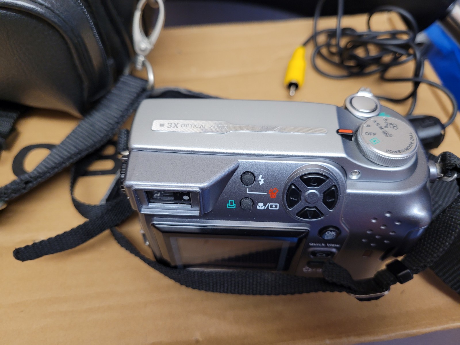 Olympus C-4000 Digital Camera