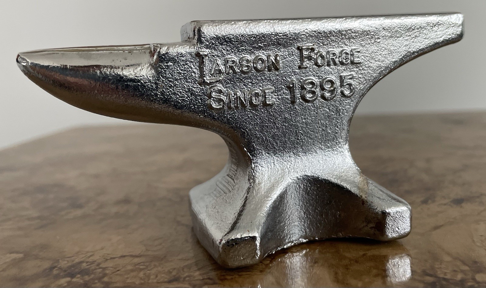 Larson Forge Anvil Paper Weight Metal Vintage Since 1895 Blacksmith Chicago