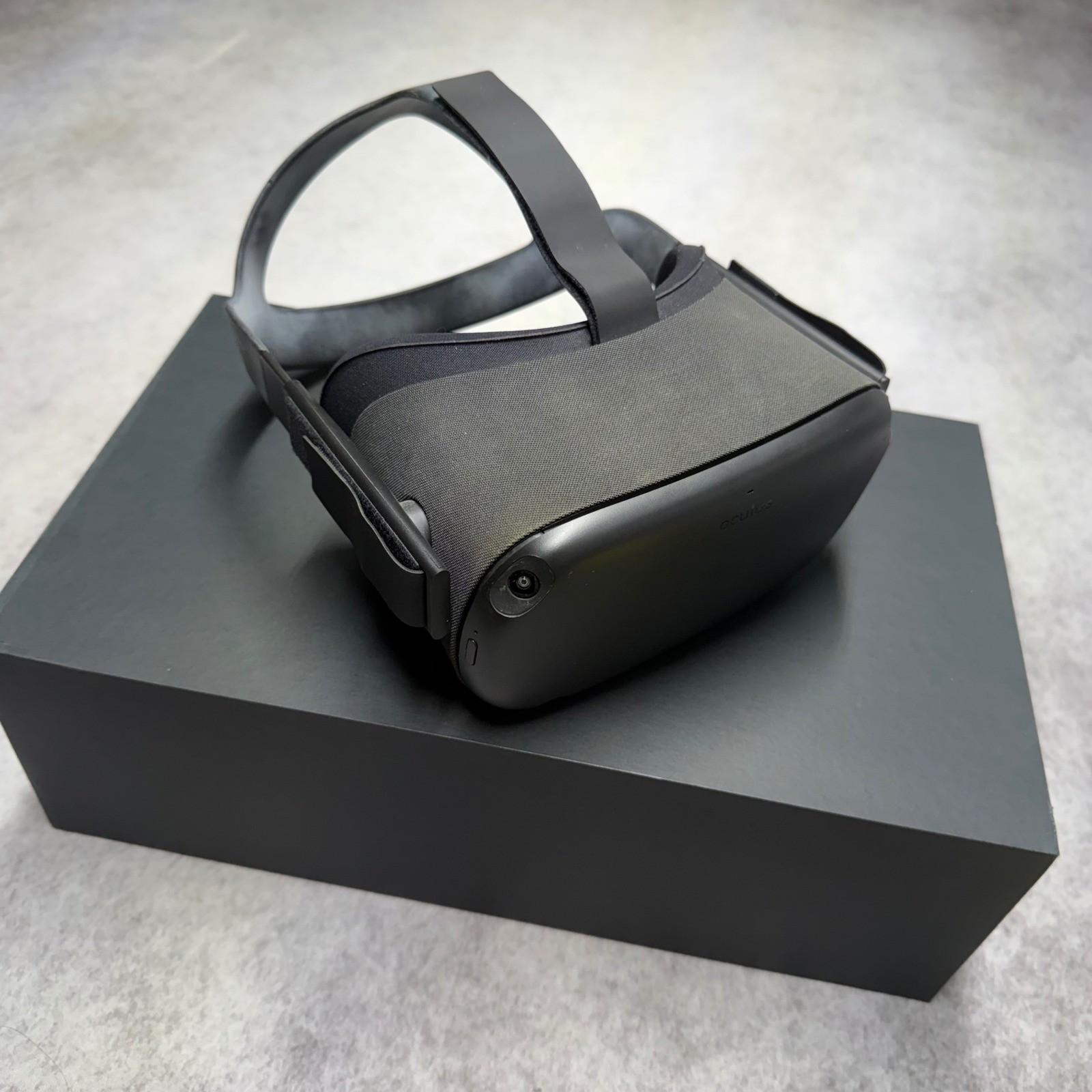Oculus Quest 1 Black Virtual Reality Headset Black 64GB - Headset Only - Tested