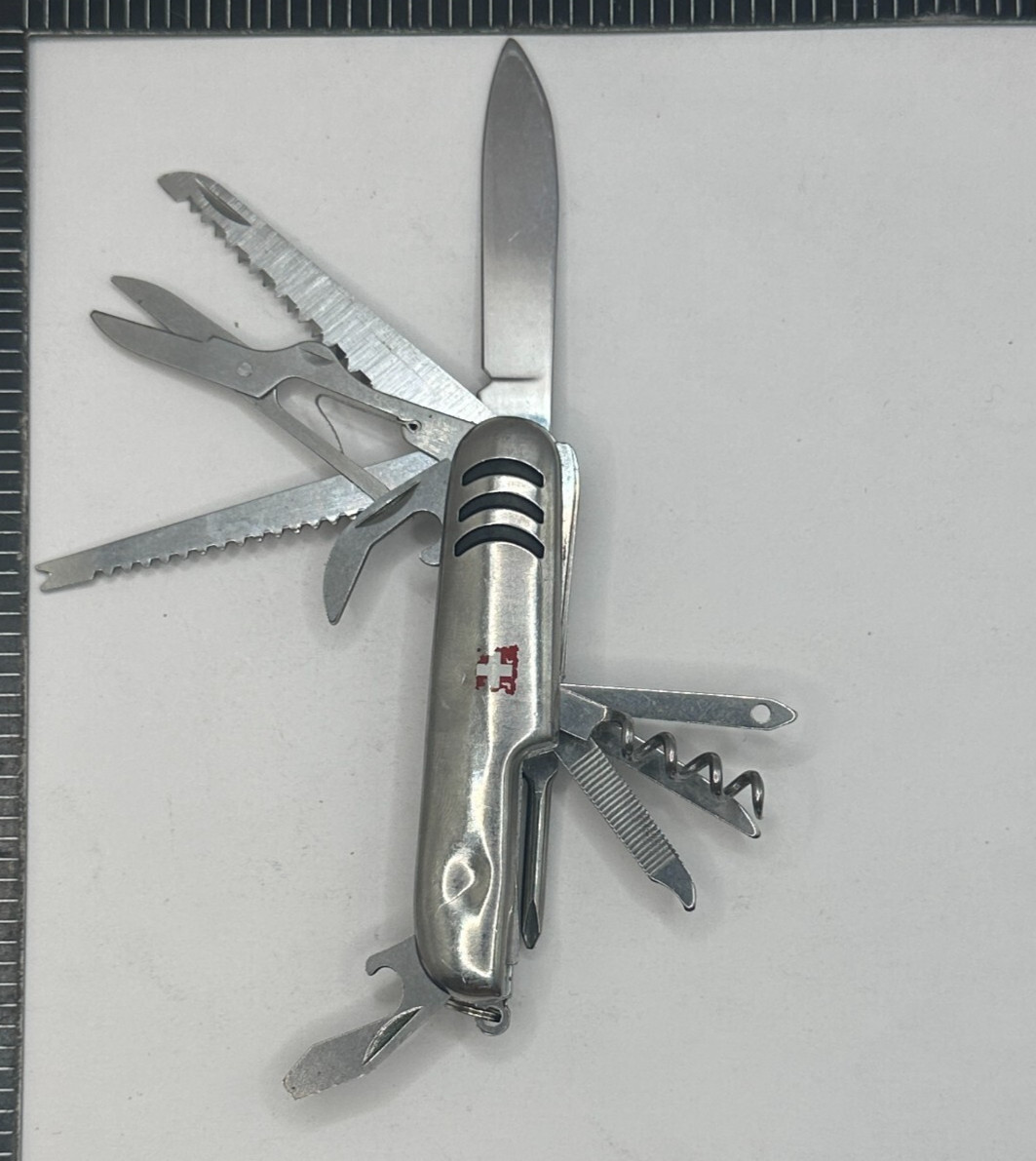Multi-function Camping Hiking Pocket Knife - 7 tools - Stainless Steel🔔