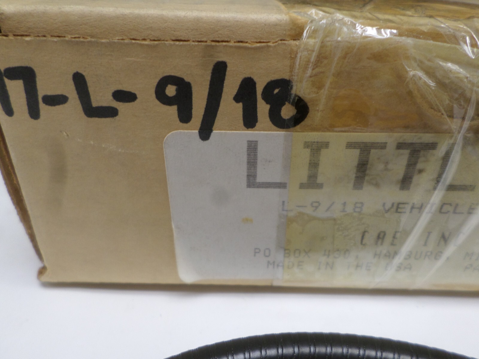 Littlite 17-L-9/18 Task Light with Mounting Chassis (Missing Light Shield)