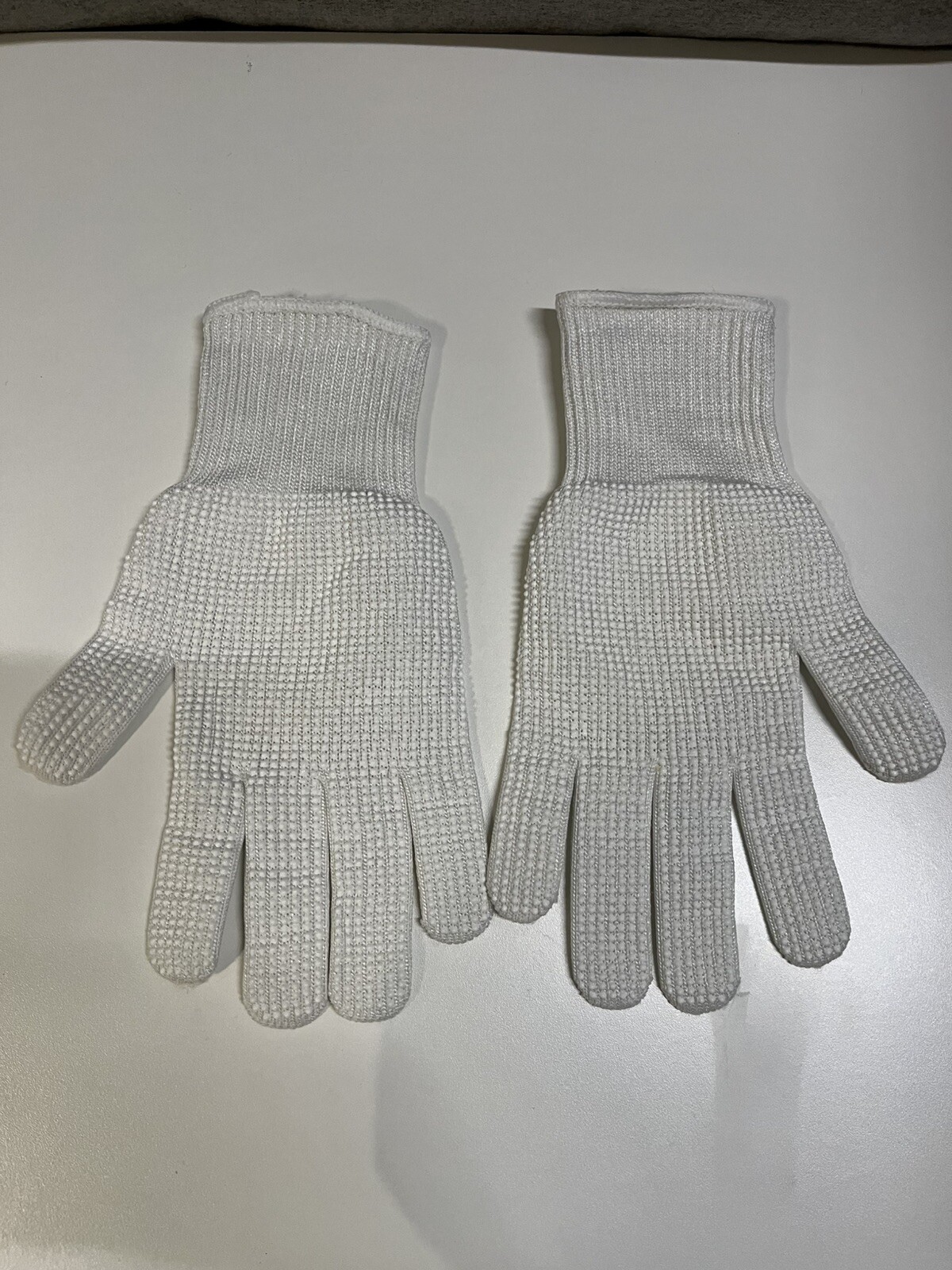 NoCry Cut Resistant Work Gloves, Size Med, High Performance, Cut Level 5 EN388
