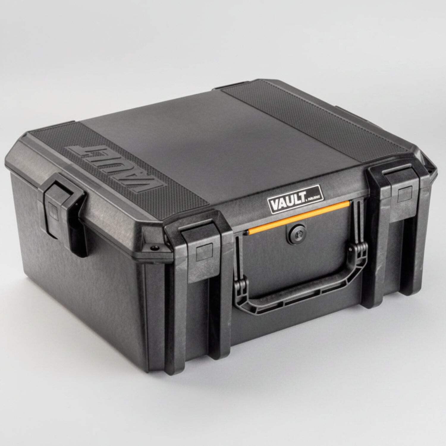 Pelican V600 Vault Case – Open Box | Crushproof & Weather-Resistant