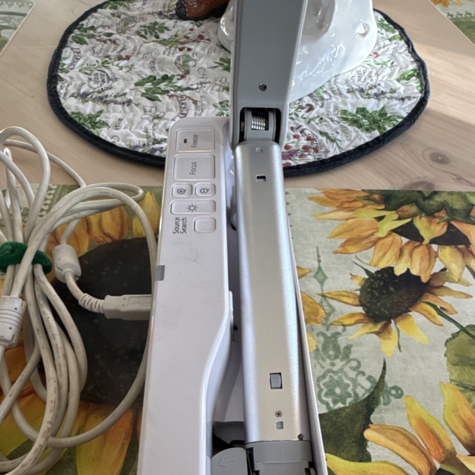 Epson ELPDC06 Document Camera Visual Presenter with USB Cable