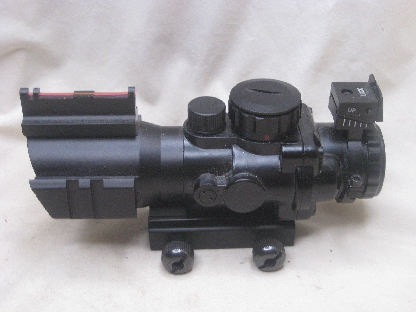 pre-owned sight scope fiber optic optical assist