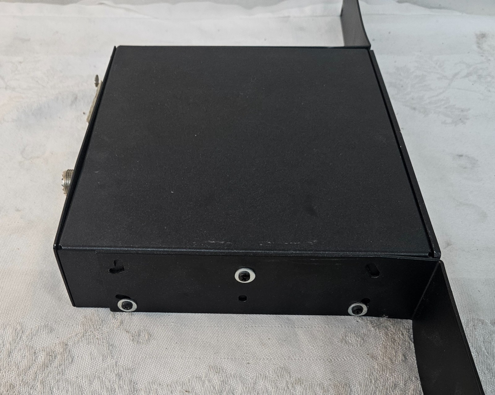 Telex Sound Mate AAT-2 Transmitter w Rack Ears NO Adapter/Antenna UNTESTED