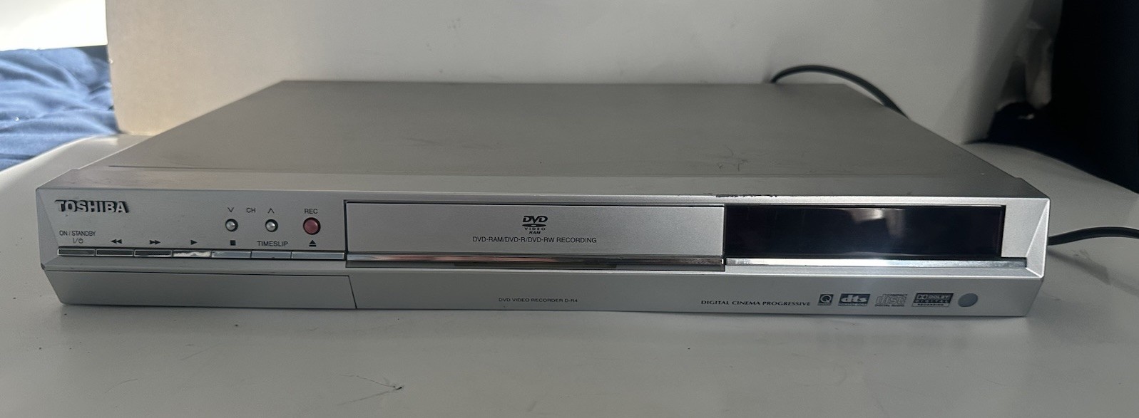 Toshiba D-R4SU DVD/Recorder DVD-RAM/DVD-R/DVD-RW W/Remote Tested & Working!!