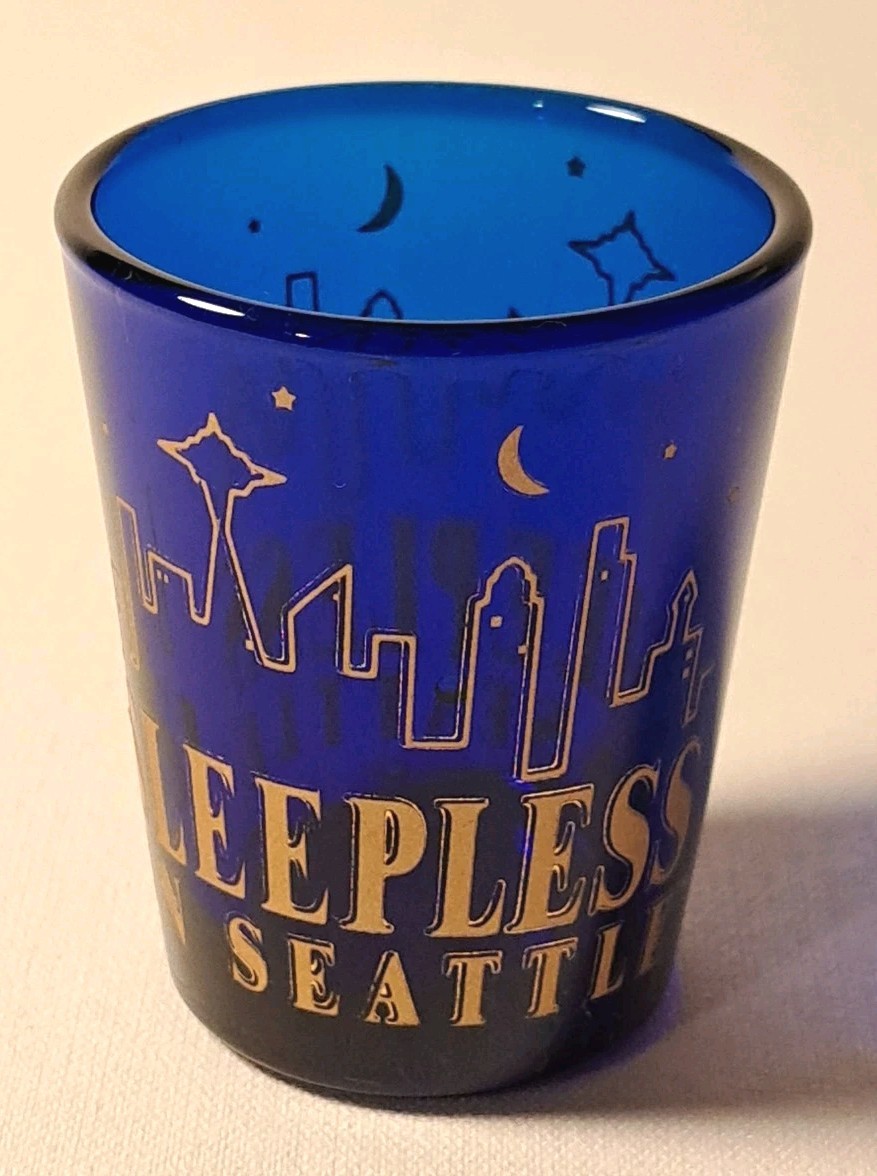 Vintage Sleepless In Seattle Shot Glass Royal Blue Gold Movie City Design S89
