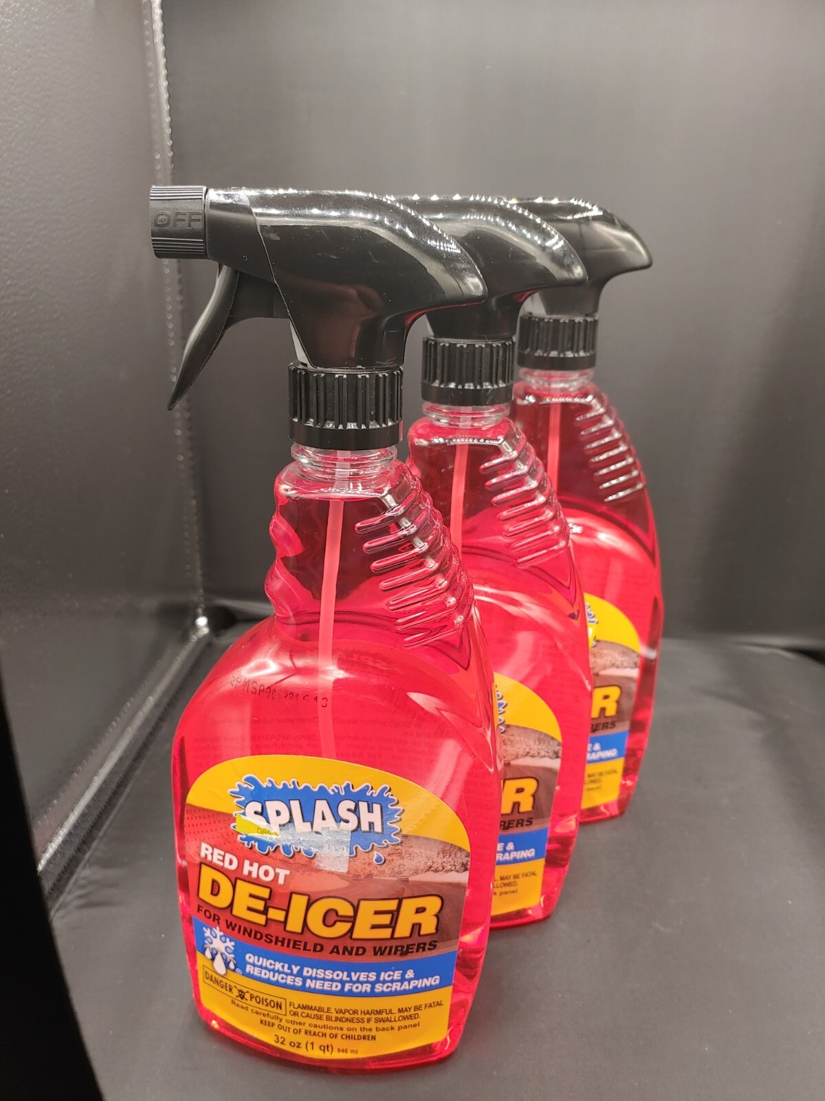 Lot of 3 SPLASH Red Hot De-Icer Windshield Trigger Spray 32 Ounces- New