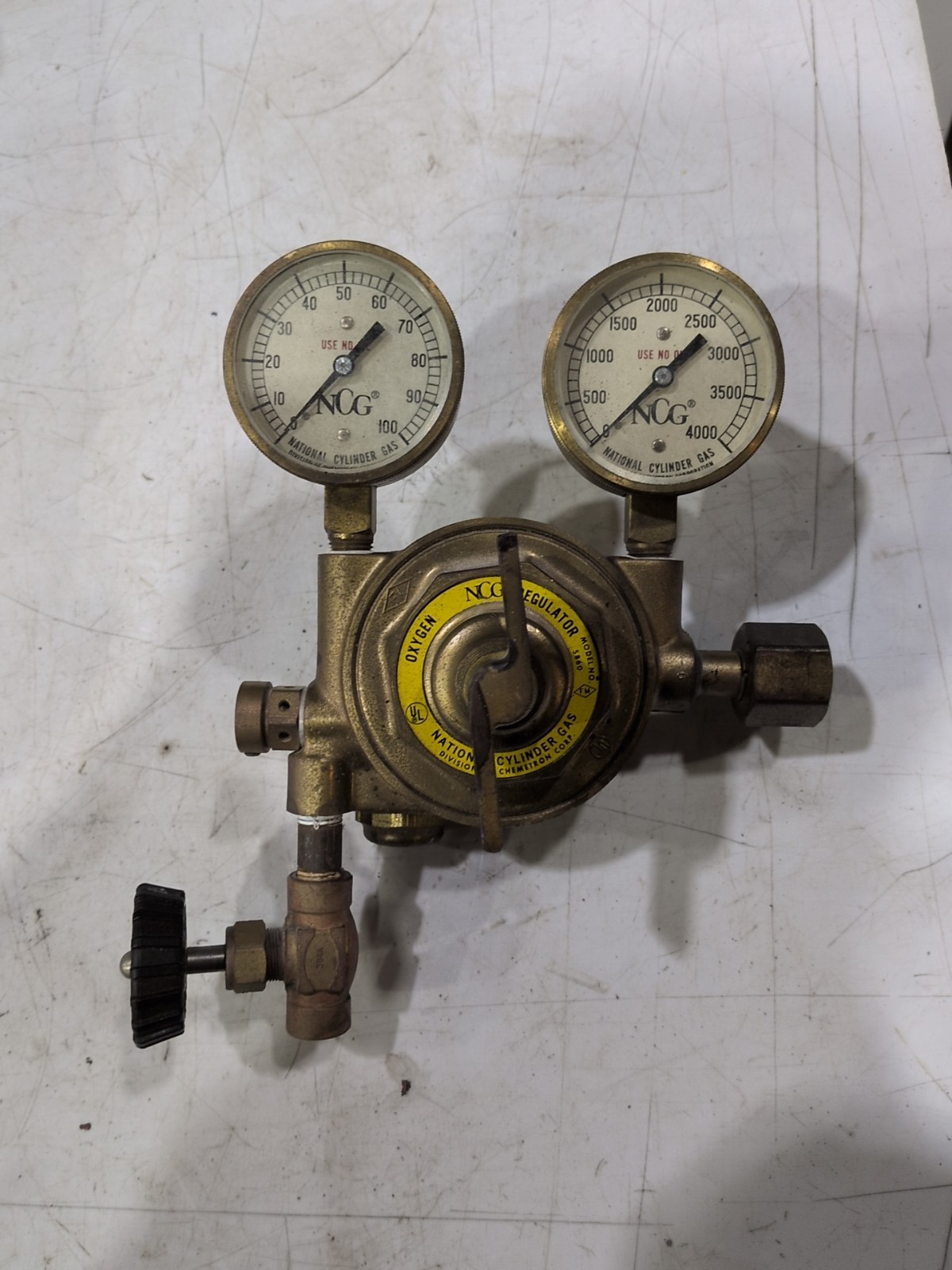 National Cylinder GAS 5860  NCG  Gas Regulator