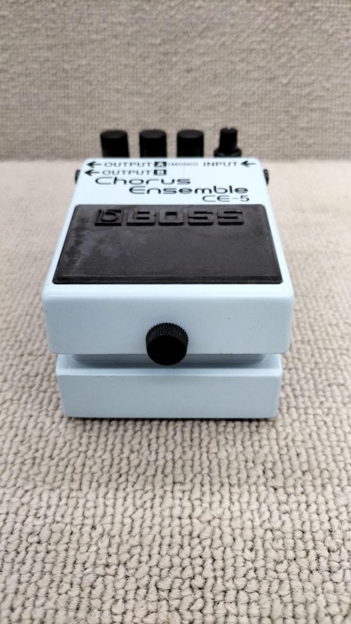 Boss Ce-5 Chorus