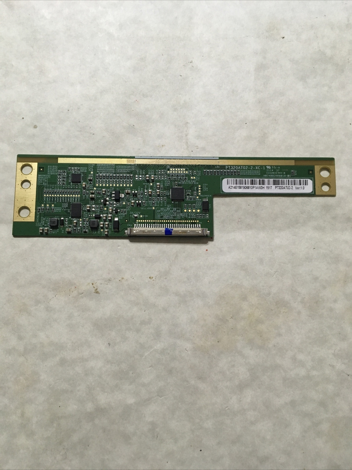 HISENSE 32H4030F3 T-CON BOARD PT320AT02-2-XC-1