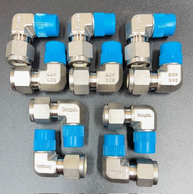 Lot Of 10 - Swagelok SS-600-2-4 Elbow (3/8” Tube OD x 1/4” Male NPT) - Free Ship