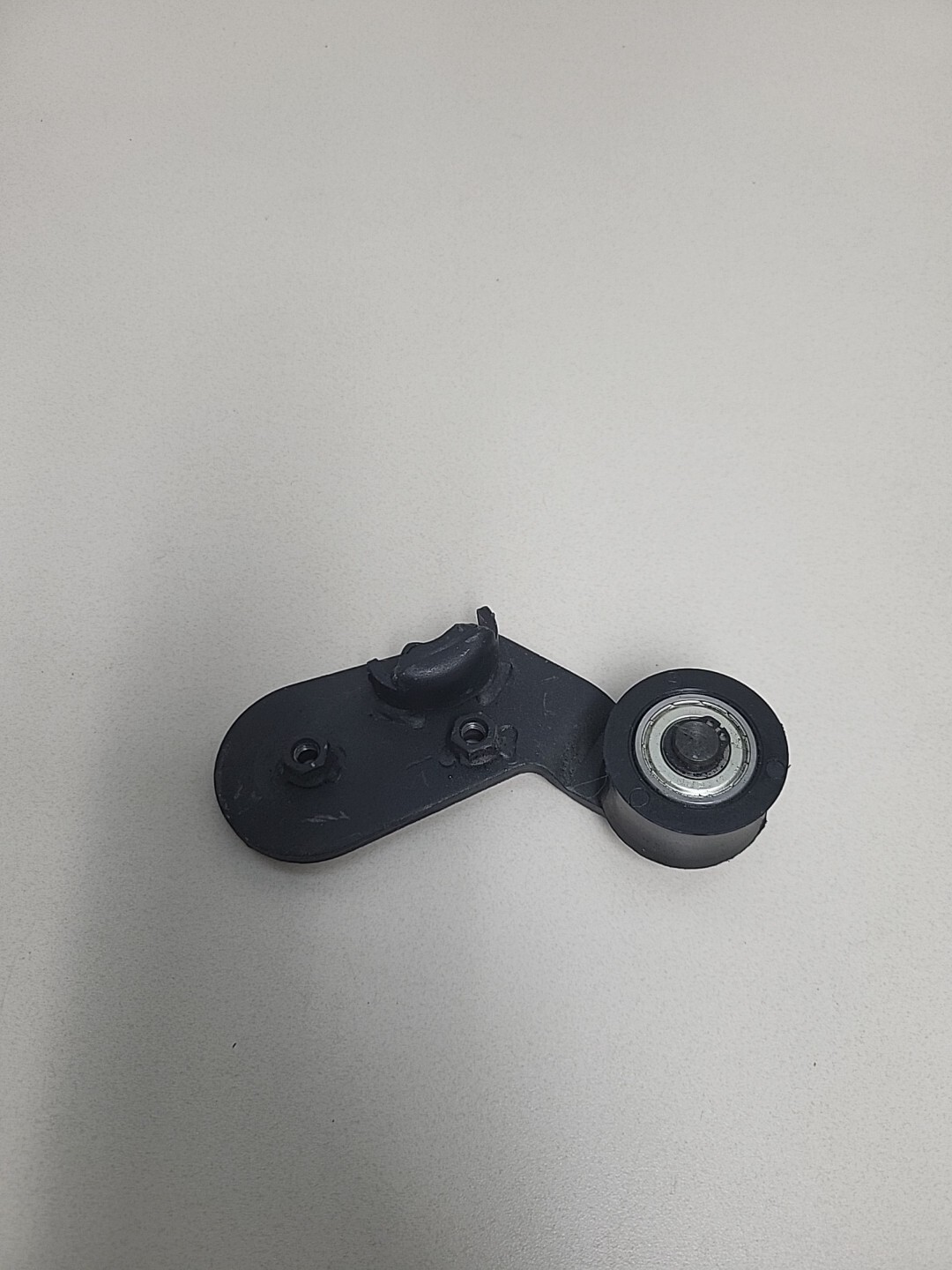 Proform Ze3 Elliptical Bracket Idler (25E)