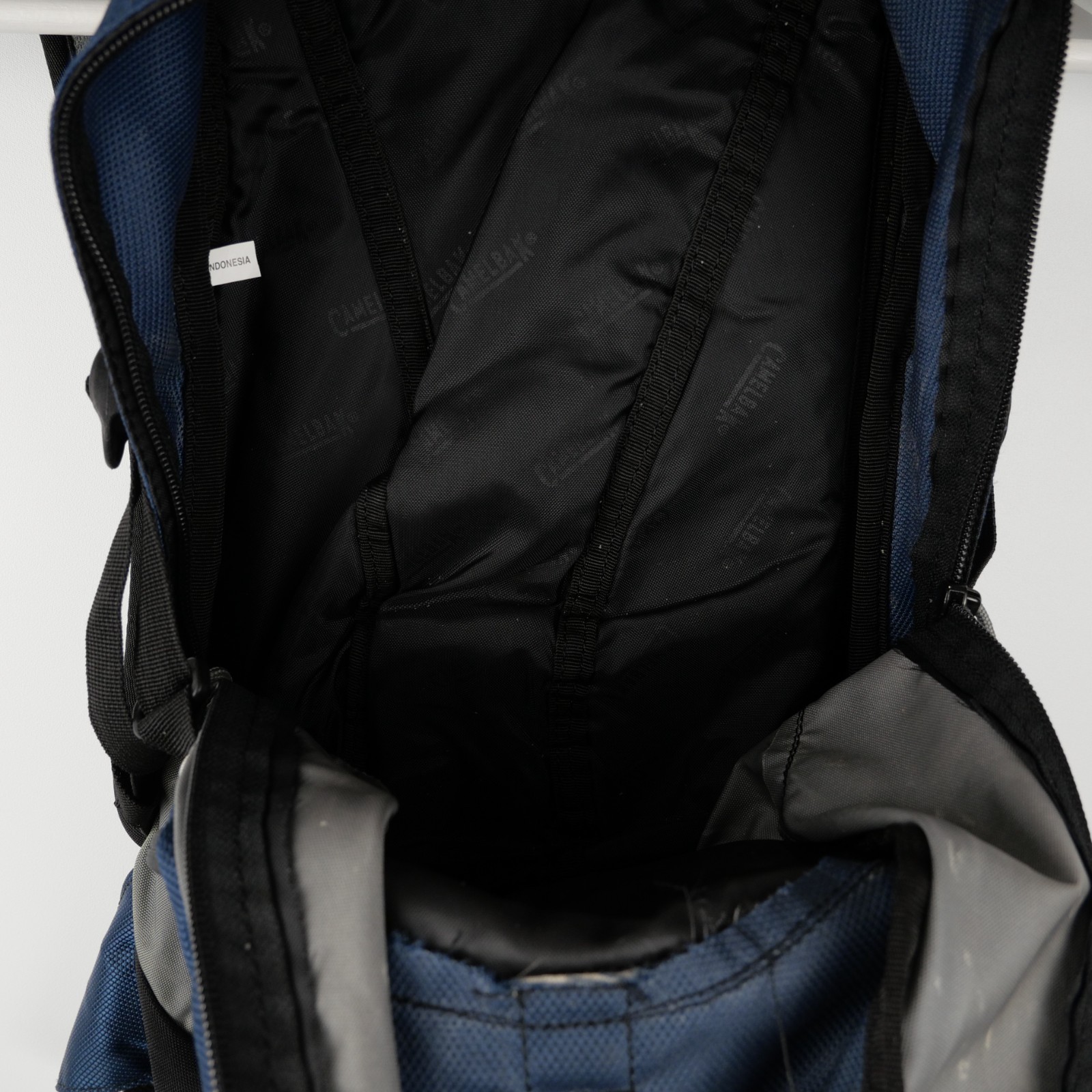 CamelBak Cloudwalker Backpack Hydration Camping Hiking Adult No Bladder