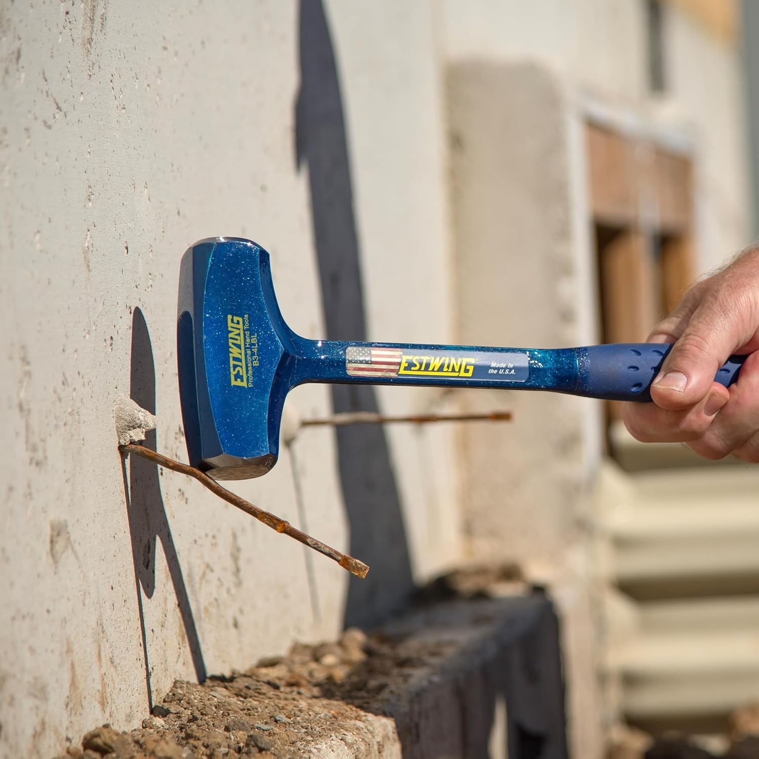 4-Pound Long Handle Sledge Hammer with Shock Reduction Grip for Heavy Hitting