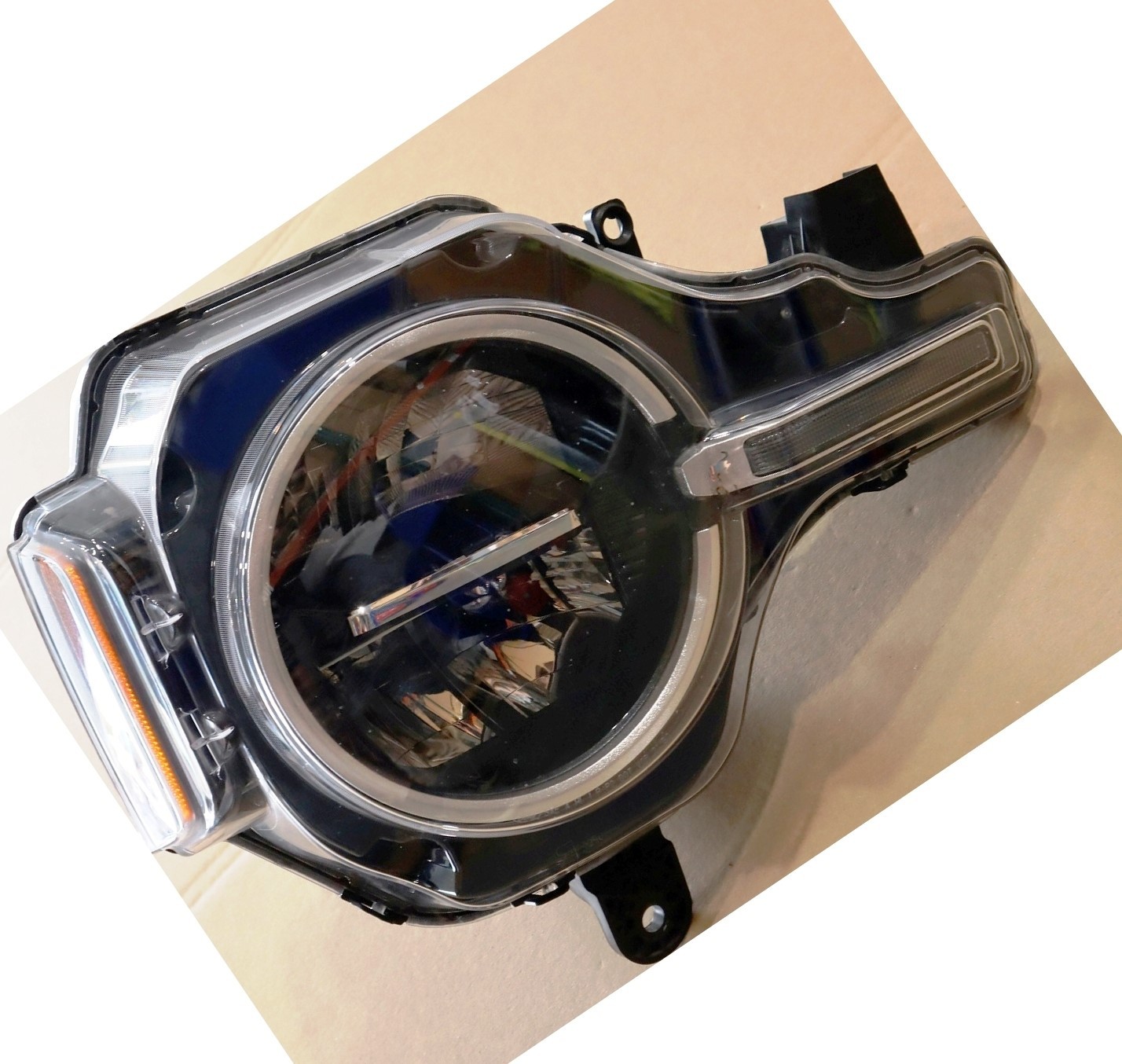 2021-2026 Bronco BASE LED w/o Signature Right Headlight Lamp OEM Ford M2DZ13008G